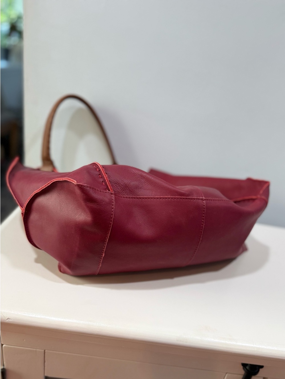 The Sak ~ Los Feliz Large Tote in Crimson Hobo like new! - Picture 11 of 17
